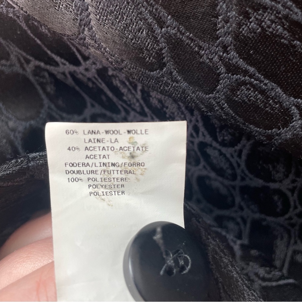 Armani Collezioni Black Satin Women’s Jacquard Reptile Skin Blazer Size 10 - Picture 5 of 7